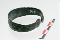 Foto von Bronzearmreif (NHMW-PRAE-024386)